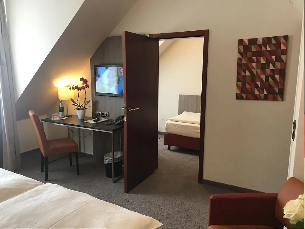 City Hotel Düsseldorf 3*,  Alemania